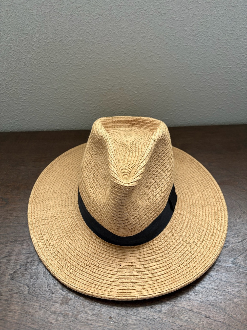 Forever 21 Tan Straw Fedora with Black Band